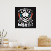 Papa Biker, der ein Motorrad fährt Poster (Küche)