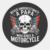 Papa Biker, der ein Motorrad fährt Runder Aufkleber (Vorderseite)