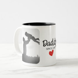 Papa, erster Vatertag, erster glücklicher Vater Zweifarbige Tasse