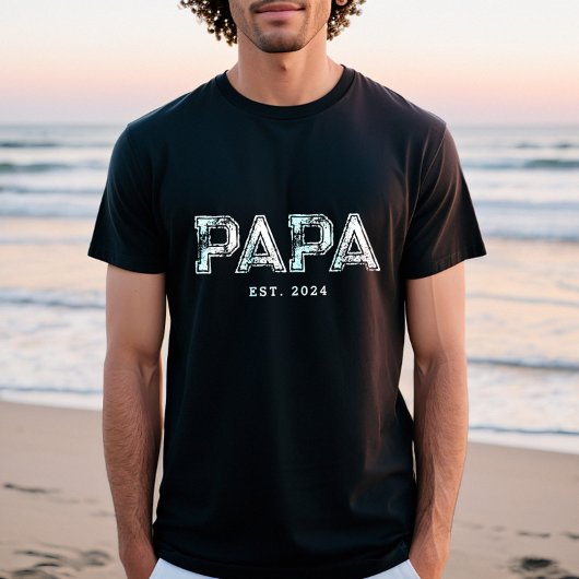 PAPA EST Benutzerdefiniertes Geschenk für Vater T-Shirt