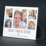 Papa Großvater Grandchildren FotoCollage Fotoplatte<br><div class="desc">Einfaches und sauberes Design lasse Ihren Fotos auf dieser Best Papa Ever-Plakette ein Glanz. Ein großes Foto in der Mitte mit zwei kleineren Fotos auf beiden Seiten lasse Ihnen, Ihre eigenen Fotos leicht einzufügen. Das Best Papa Ever ist unten in einem modernen Schriftart geschrieben. Zwei Zeilen unten lasse Ihnen, Ihre...</div>