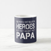 PAPA IST MEIN HELD KAFFEETASSE (Mittel)