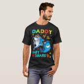 Papa vom Baby Shark Birthday Daddy Shark Essen T-Shirt (Vorne ganz)