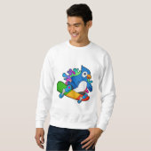 Papagei als Skater mit Skateboard Sweatshirt (Vorne ganz)