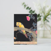 Papagei am Rande einer blühenden Rose Bush Postkarte (Stehend Vorderseite)