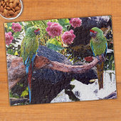 Papageien auf Zweig mit Teich, Felsen, Blume Puzzle