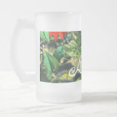 Papageienkürbis im Dschungel mit Blume Mattglas Bierglas (Links)