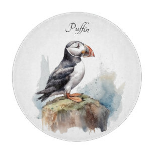 Papageientaucher auf einem Felsen Aquarell, indivi Schneidebrett