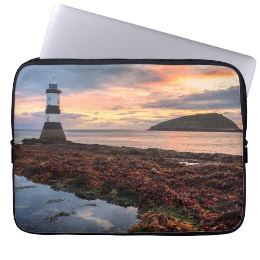 Papageientaucher-Insel des Penmon Laptopschutzhülle (Vorderseite)