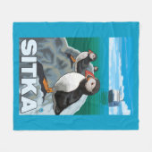 Papageientaucher u. Kreuzschiff - Sitka, Alaska Fleecedecke (Vorderseite (Horizontal))