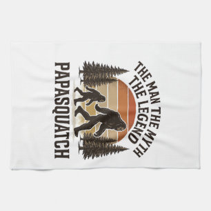 Papasquatch Vintage Bigfoot Dad-Shirt-Design_1 Geschirrtuch