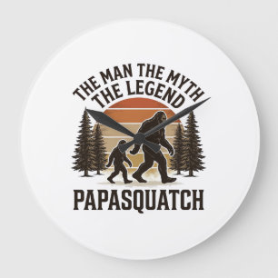 Papasquatch Vintage Bigfoot Dad Shirt Design_1 Große Wanduhr