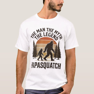 Papasquatch Vintage Bigfoot Dad-Shirt Design_1 T-Shirt