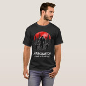 Papasquatch wie ein Großvater, nur viel katzeniger T-Shirt (Vorne ganz)