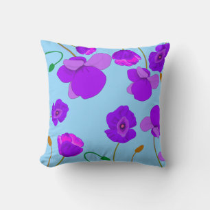 Papaver Poppy Lilac auf blassblauem Hintergrund Kissen