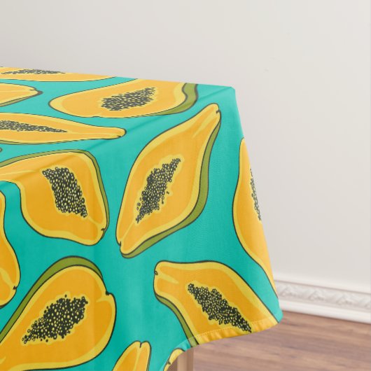 Papaya-Scheiben auf Türkis Tischdecke (Beispiel)
