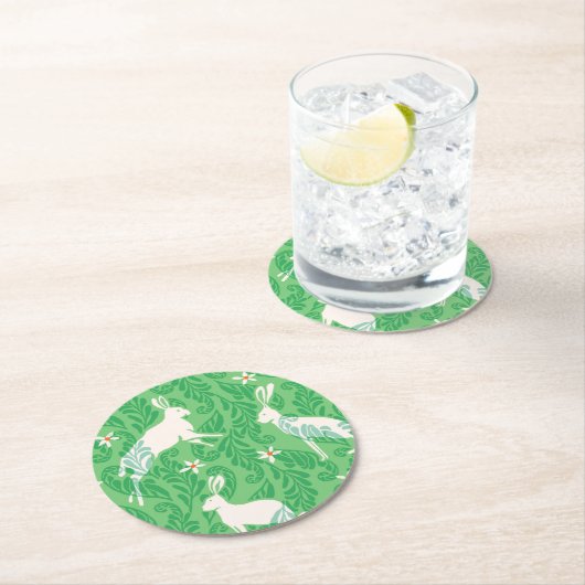 Paper Coaster in spring green rabbits and ferns Runder Pappuntersetzer (Vor Ort)