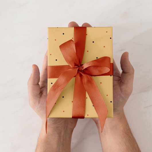 paper con puntos sobre fondo naranja geschenkpapier