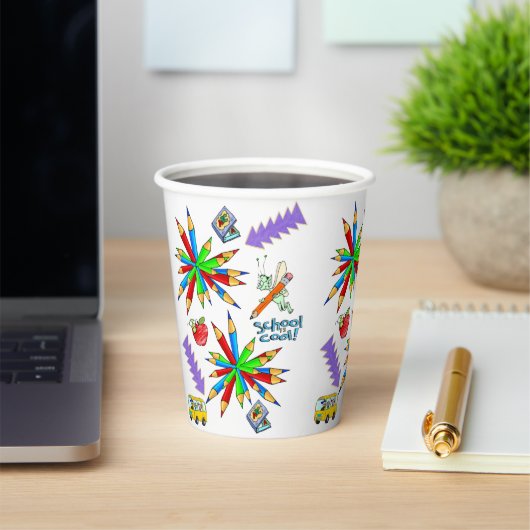 Paper Cup Back to School ist Cool Pappbecher (InSitu)