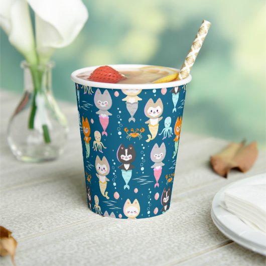 Paper Cups Nautic Thema Geburtstag. Pappbecher (In Situ)