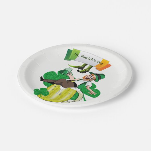 Paper Tellers St. Patrick's Day Pappteller (Schrägansicht)