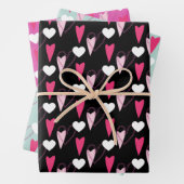 Papier für die Umhüllung moderner Herz-Mischmuster (Beispiel)