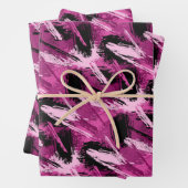 Papierblätter aus rosa und schwarzem Pinsel Geschenkpapier Set (Beispiel)