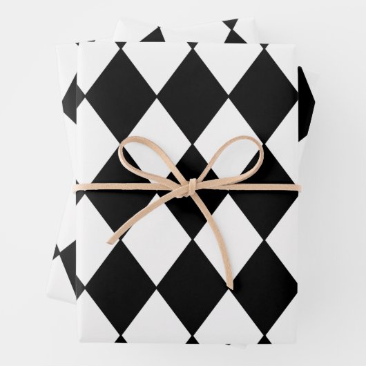 Papierblätter aus schwarz und weiß geschenkpapier set (Beispiel)