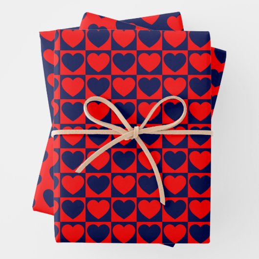 Papierblätter für Rot- und Navy-Blauer Herz Geschenkpapier Set (Beispiel)