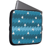 Papierboots-Muster Laptopschutzhülle (Vorne Rechts)