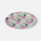 Papierfächer für Teller mit rotem Herz, Toilettenp (Schrägansicht)