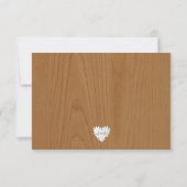 Papierherz auf Holz mit monogramm Hochzeit RSVP Karte (Rückseite)