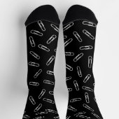 Papierklammern auf schwarz socken (Oben)