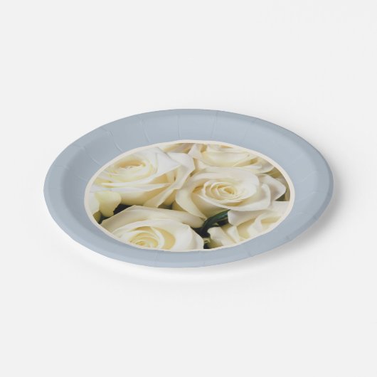 Papierplatte-blauer Nebel mit ivorischen Rose Pappteller (Schrägansicht)