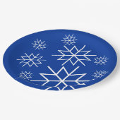 Papierplatte - Weiße Schneeflocken auf blau Pappteller (Schrägansicht)