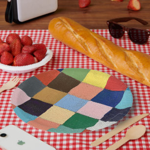Papierschalen im funky Quadrat-Design Pappteller