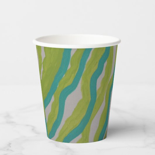 Papiertasse aus grün und türkis gestrichenem Papie Pappbecher (Vorderseite)