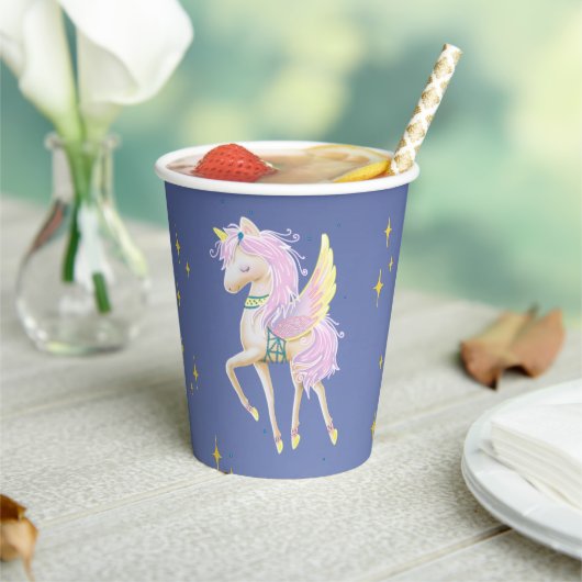 Papiertasse zum ersten Geburtstag mit Einhorn Pappbecher (In Situ)