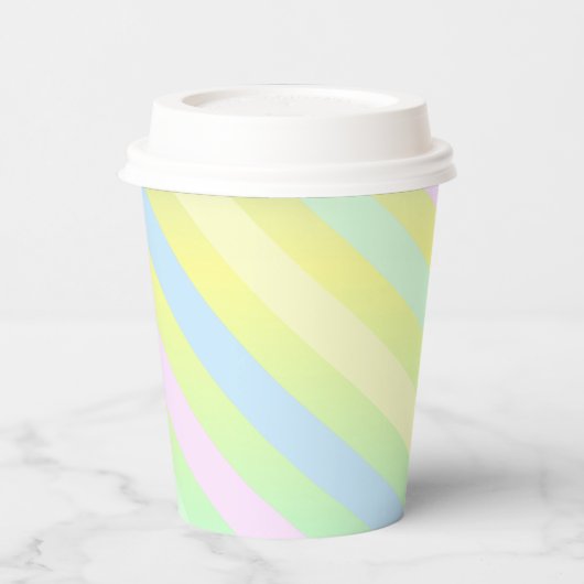 Papiertücher mit Pastellstreifen Pappbecher (Links)