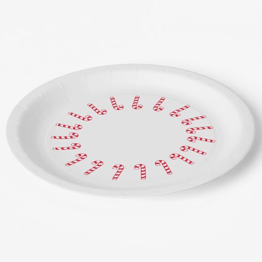 Papiertüte - Rote Kerzen auf Weiß Pappteller (Schrägansicht)