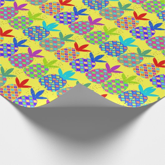 Papierumschlag mit einem Funky Ananas-Design Geschenkpapier (Ecke)
