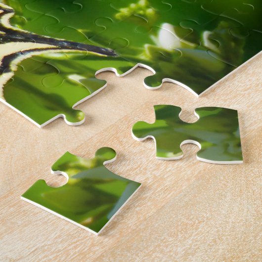 Papilio Machaon Butterfly. Puzzle (Seite)