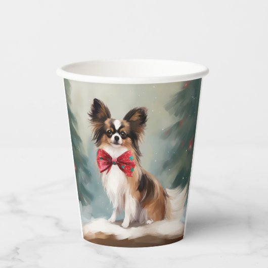 Papillon Dog in Schnee Weihnachten Pappbecher (Vorderseite)
