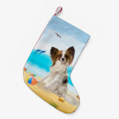 Papillon Dog on Beach Kleiner Weihnachtsstrumpf (Vorderansicht (hängend))