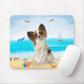 Papillon Dog on Beach Mousepad (Mit Mouse)