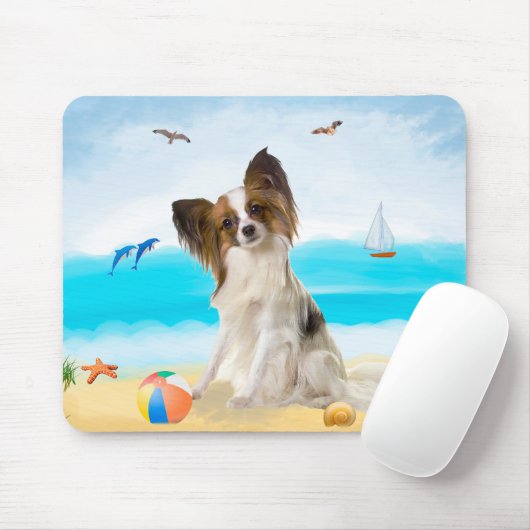 Papillon Dog on Beach Mousepad (Mit Mouse)