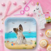 Papillon Dog on Beach Pappteller (Party)