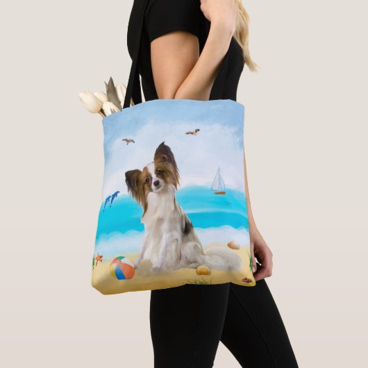 Papillon Dog on Beach Tasche (Von Nahem)