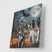 Papillon Halloween Spooky Quadratische Wanduhr (Winkel)
