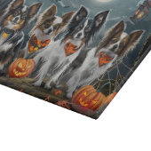 Papillon Halloween Spooky Schneidebrett (Ecke)